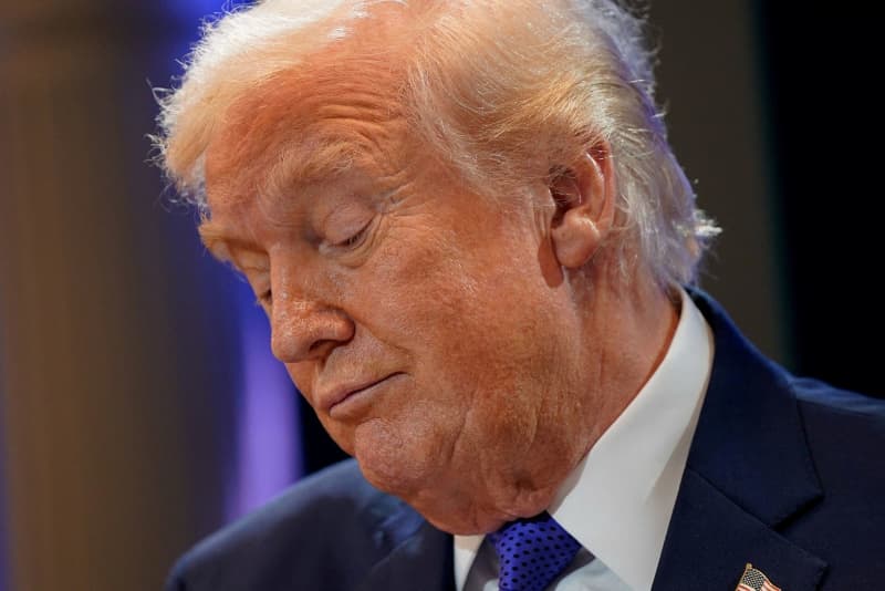 US Supreme Court Rules Trump Tariffs Illegal; White House Shifts to 10% Global Surcharge—Japan Spared 15% Levy but Still Affected