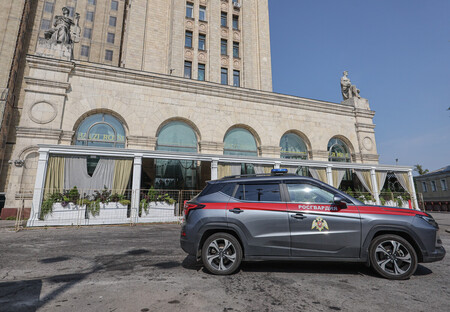 Moscow Restaurant Blast Kills Five; Daughter of Russian Aerospace Forces Chief Reportedly Injured