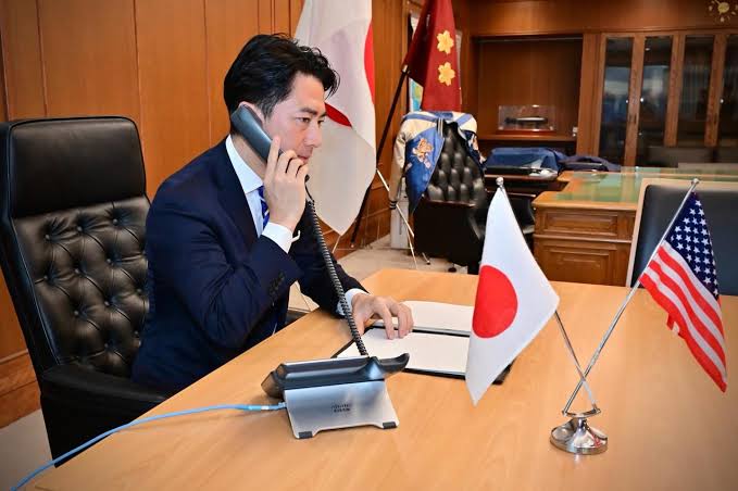 Tokyo and Washington close ranks after Chinese jet’s radar “illumination” in call between Koizumi and Hegseth