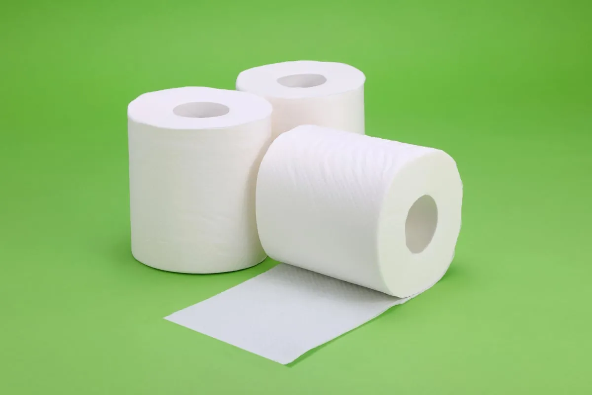 Daio Paper’s Elleair shares easy toilet paper “compression” hack for disaster-ready carry in Japan