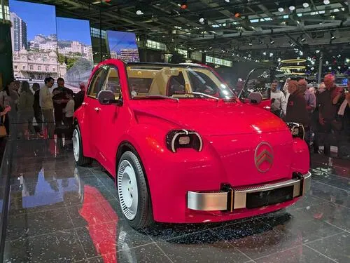 Electric 2CV Revival Highlights Europe’s Changing Auto Industry at Paris Motor Show