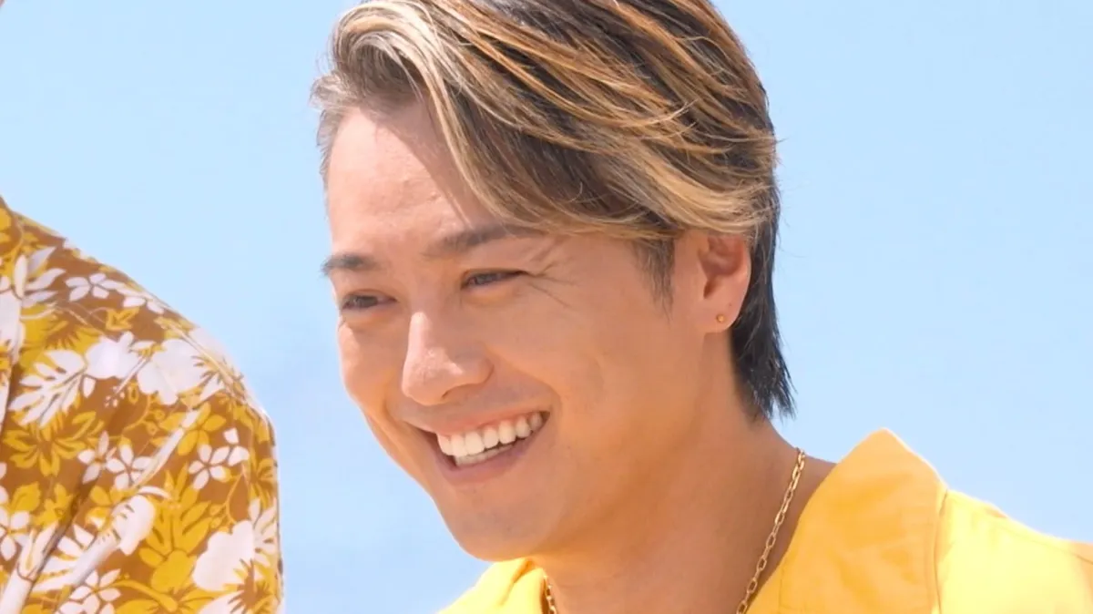 EXILE TAKAHIRO’s Quiet Flex: Surprise Gift for Wife Emi Takei Delights Fans on ABEMA’s Star‑Packed LDH Special in Okinawa