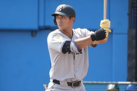 Giants’ 22-Year-Old Ryusei Mitsuzuka Stuns Farm League with Laser Home Run as Fans Call for Fast-Track Promotion