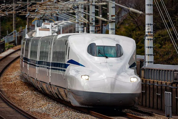 Japan’s “Fastest Snack” Is Coming to the Tokaido Shinkansen This October