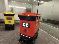JR East Trials Roaming “Trash Can” Robot Inside Shinjuku Station to Keep Crowds Clean and Moving