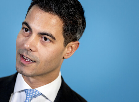 Dutch Parties Seal Coalition Deal, Clearing Path for 38-Year-Old Jetten to Become Youngest Prime Minister