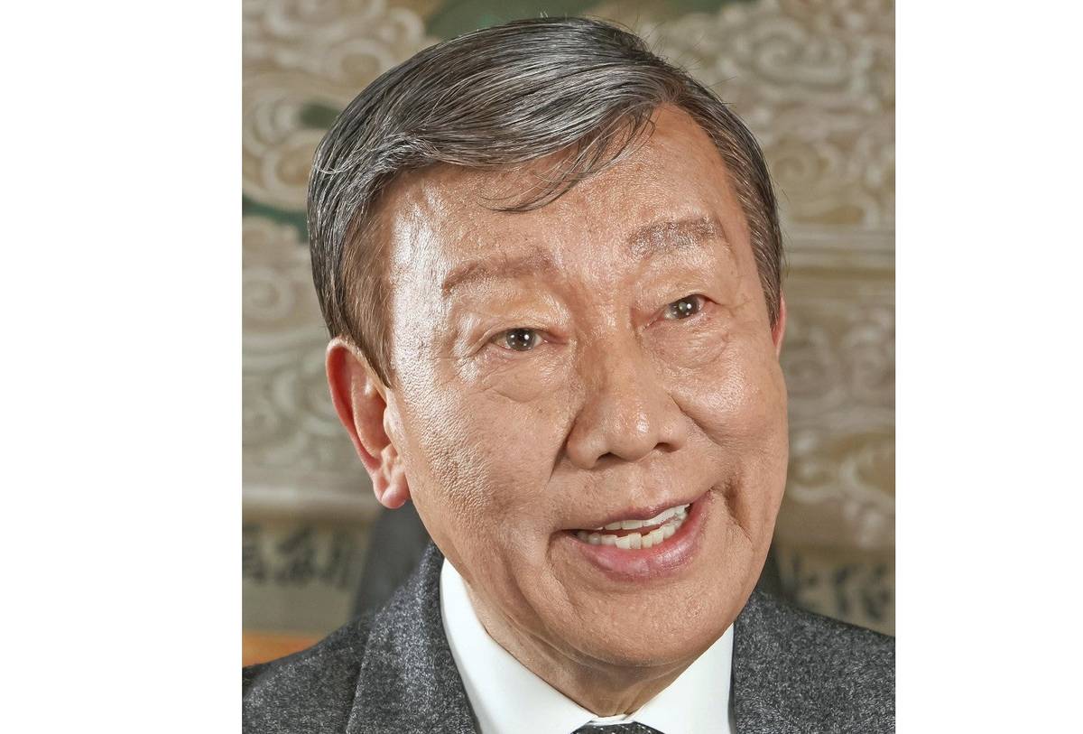 Impressionist's Mourning Crassness Draws Ire from Fellow Entertainer