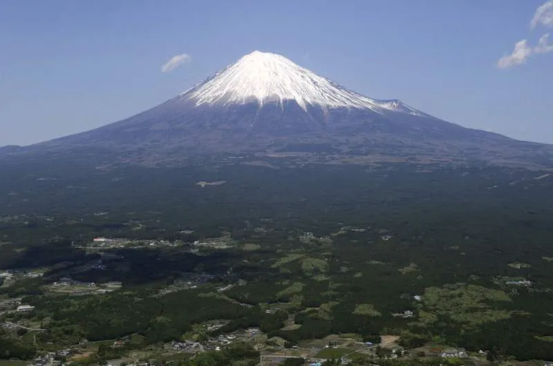 Shizuoka Plans Paid Mount Fuji Helicopter Rescues During Closed Season